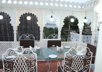 Rooftop Lakeview Restaurants in Udaipur